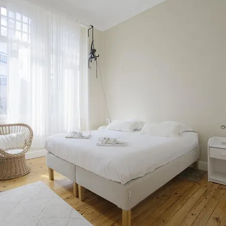 Magnolia 4 Etoiles Avec Parking - Welkeys Biarritz